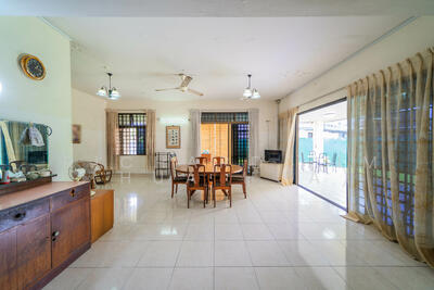 For Sale - Semi-D in Mayflower Gardens Estate