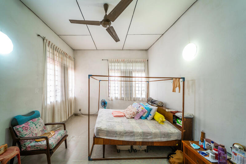 For Sale - Semi-D in Mayflower Gardens Estate