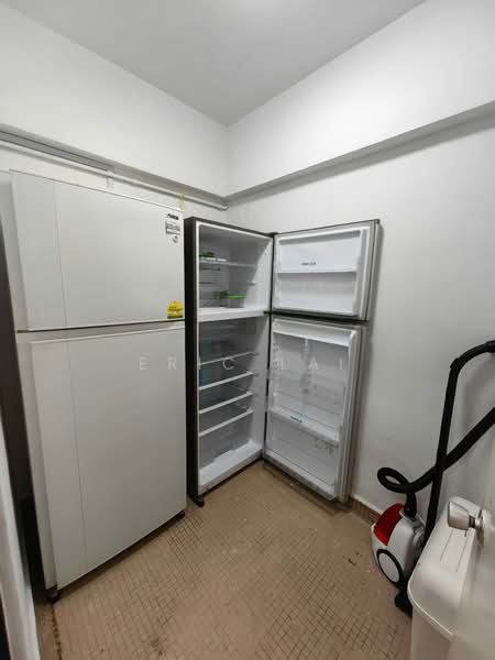 Lakeview Estate, 97A Upper Thomson Road, Room Rental, 100 sqft, Apartment For Rent, by Eric Lai, 25425621 - PropertyGuru.com.sg