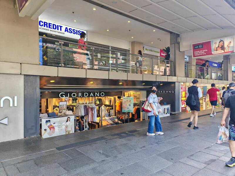 Lucky Plaza, 304 Orchard Road, 409 sqft, Mall Shop For Sale, by Carol Lin, 25427079 - CommercialGuru.com.sg