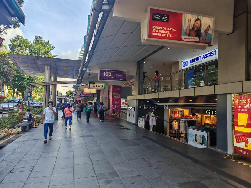 Lucky Plaza, 304 Orchard Road, 409 sqft, Mall Shop For Sale, by Carol Lin, 25427079 - CommercialGuru.com.sg