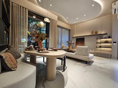 For Sale - The Hillshore