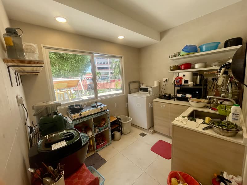HAIG ROAD, , Room Rental, 153 sqft, Walk-up Apartment For Rent, by Ivy Leong, 25428334 - PropertyGuru.com.sg
