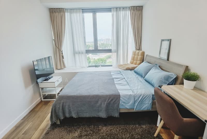Hundred Trees, 83 West Coast Drive, Room Rental, 120 sqft, Condominium For Rent, by Jayden Ong, 25428344 - R1 Master King: $2400/2600 - PropertyGuru.com.sg