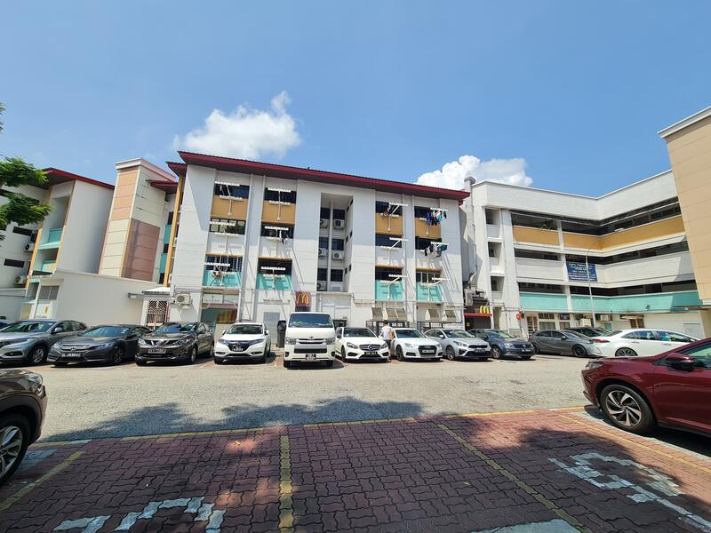 154 Bukit Batok Street 11, 154 Bukit Batok Street 11, Dairy Farm / Bukit Panjang / Choa Chu Kang, 1,657 sqft, Shop / Shophouse For Sale, by Lock Sau Lai, 25428630 - CommercialGuru.com.sg