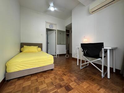 For Rent - Elizabeth Heights