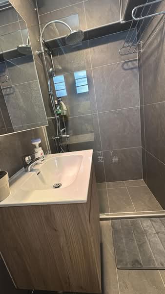 For Rent - 588C Montreal Drive