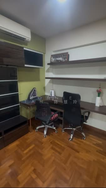 The Springside, Springside Walk, Room Rental, 450 sqft, Terraced House For Rent, by Bonnie Tan 陈慧玲, 25429724 - PropertyGuru.com.sg
