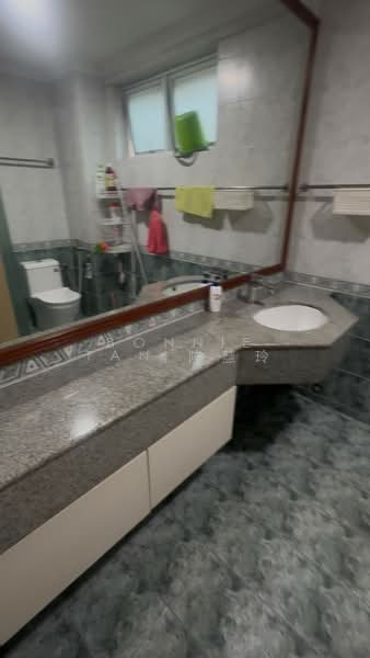 The Springside, Springside Walk, Room Rental, 450 sqft, Terraced House For Rent, by Bonnie Tan 陈慧玲, 25429724 - PropertyGuru.com.sg