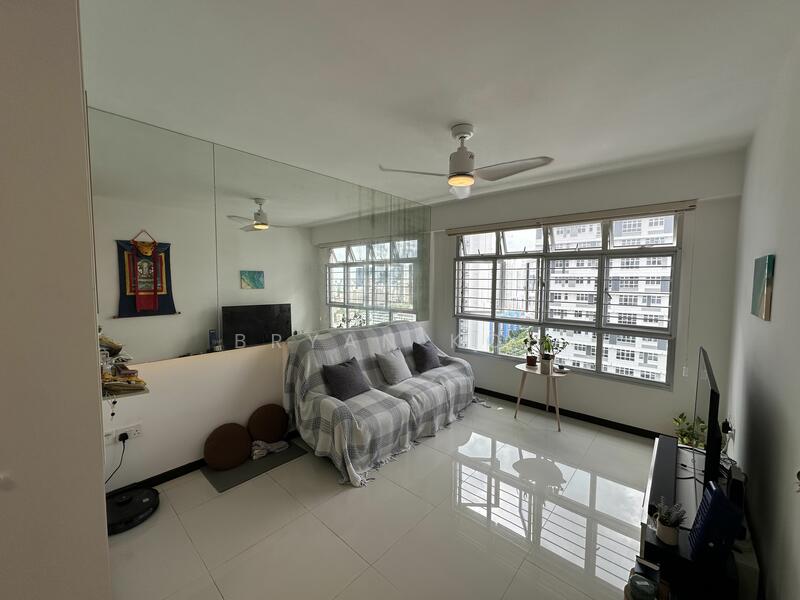 For Sale - 26A Saint George's Lane