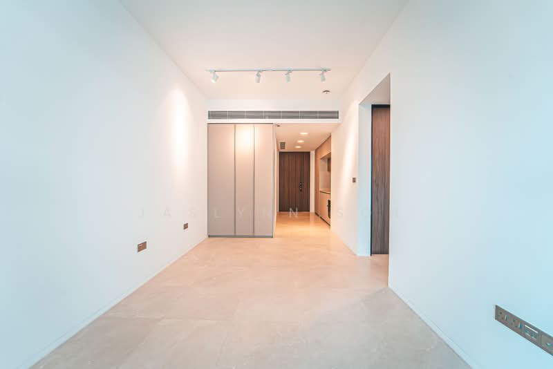 The Reef at King's Dock, 12 Harbourfront Avenue, Orchard / River Valley, 2 Bedrooms, 753 sqft, Condominium For Sale, by Jaslynn Soh, 25430195 - Living Hall - PropertyGuru.com.sg