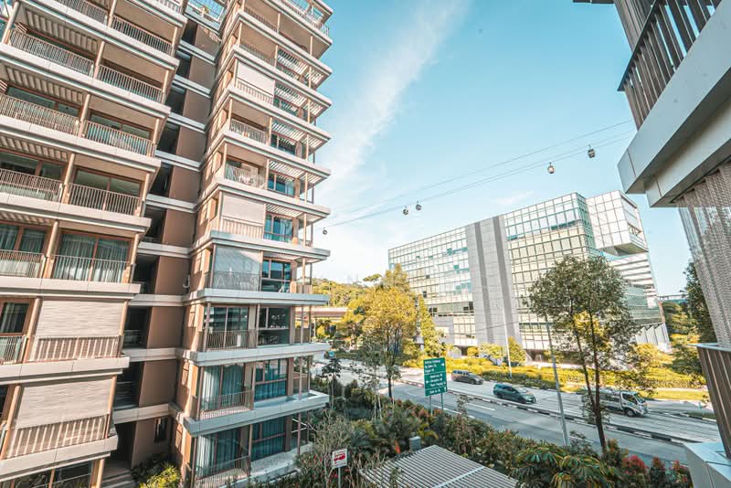 The Reef at King's Dock, 12 Harbourfront Avenue, Orchard / River Valley, 2 Bedrooms, 753 sqft, Condominium For Sale, by Jaslynn Soh, 25430195 - Cable car view! - PropertyGuru.com.sg