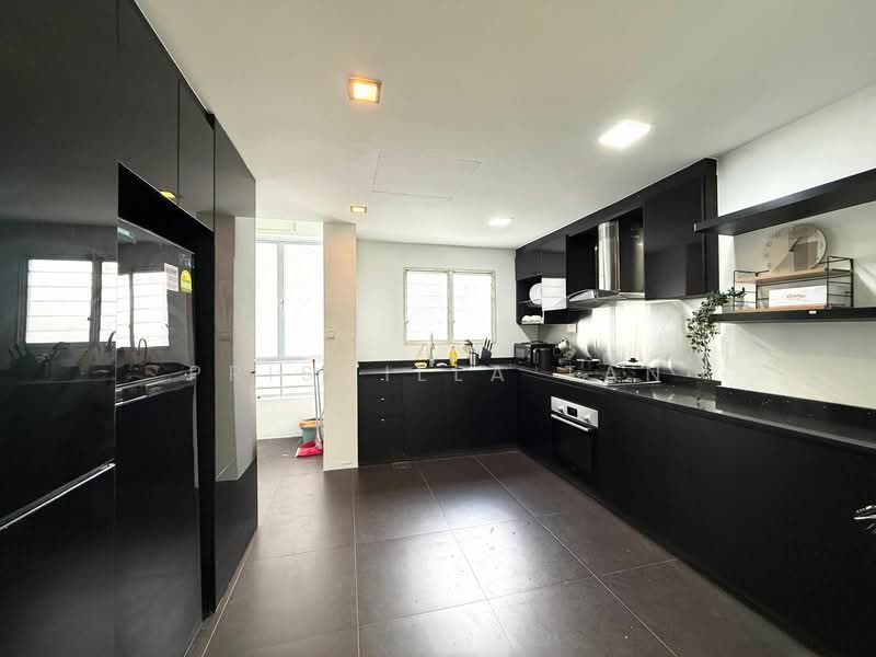 The Atria at Meyer, 61 Meyer Road, Room Rental, 100 sqft, Condominium For Rent, by Priscilla Tan, 25430891 - PropertyGuru.com.sg