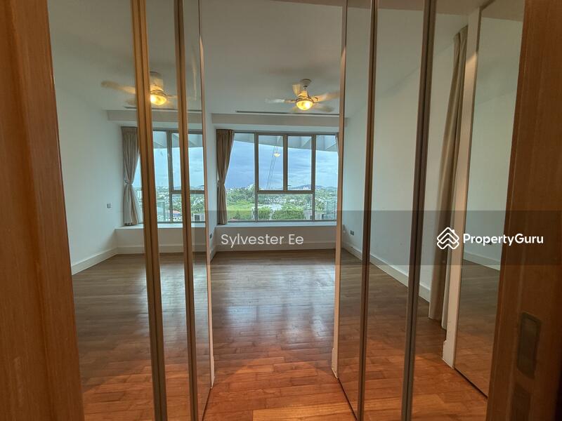For Sale - The Solitaire
