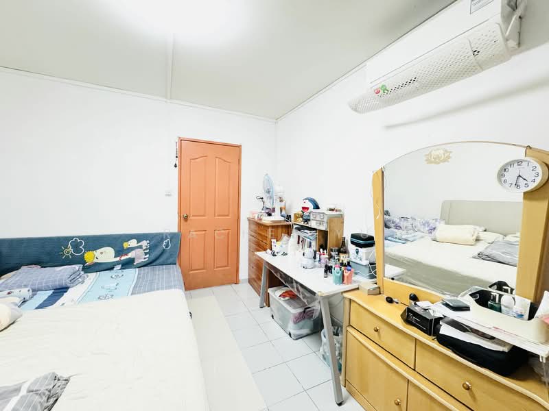 745 Jurong West Street 73, 745 Jurong West Street 73, 3 Bedrooms, 1,119 sqft, HDB Flat For Rent, by Rachel Yu, 25431601 - PropertyGuru.com.sg