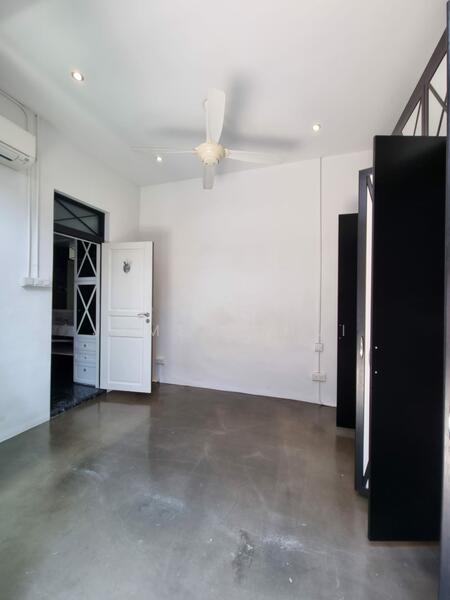 59 Eng Hoon Street, 59 Eng Hoon Street, 3 Bedrooms, 1,582 sqft, Walk-up Apartment For Sale, by James Chui, 25431639 - PropertyGuru.com.sg