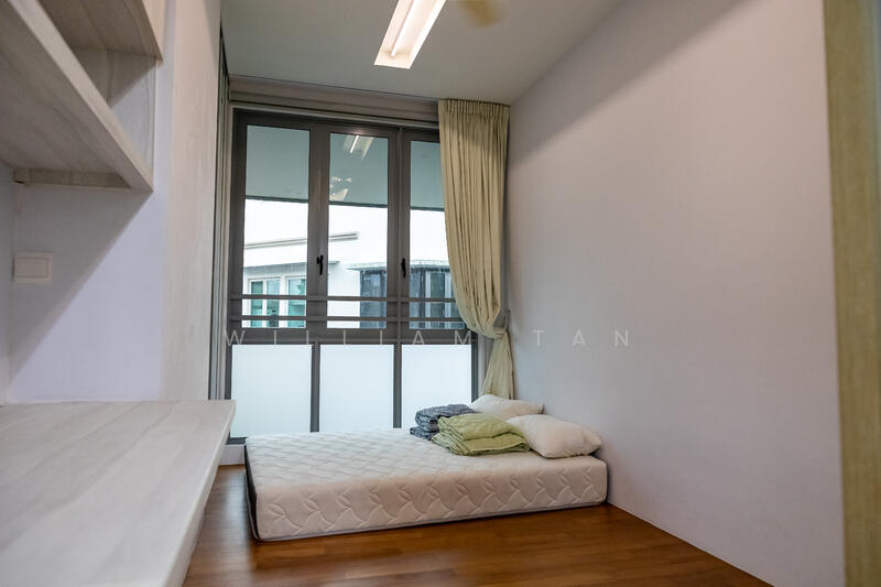 For Rent - 5 Min Walk to Beauty World MRT! Jalan Jurong Kechil