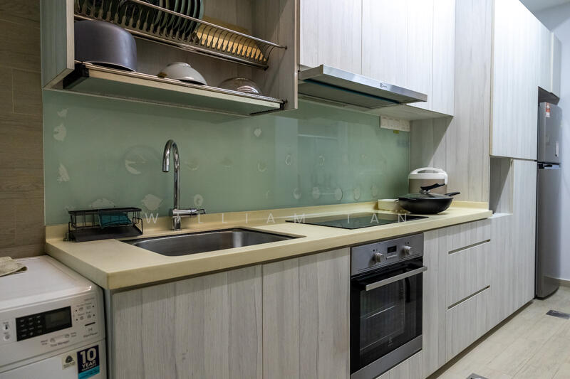 For Rent - 5 Min Walk to Beauty World MRT! Jalan Jurong Kechil