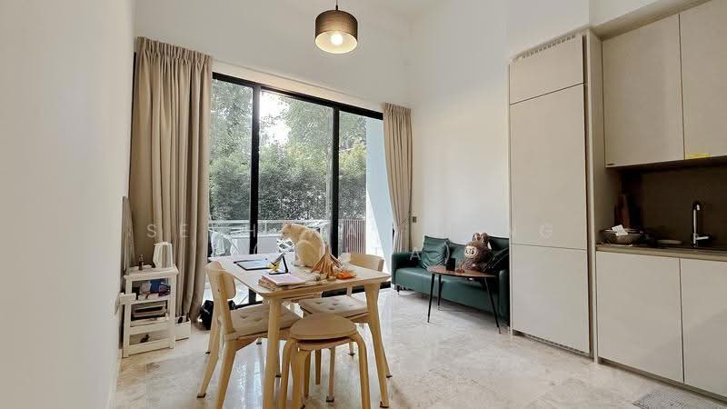 35 Gilstead, 35 Gilstead Road, Newton / Novena, 2 Bedrooms, 743 sqft, Apartment For Sale, by Seah Wan Peng (Gilda), 25432077 - Living Room - PropertyGuru.com.sg