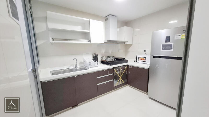 10-05 Kitchen