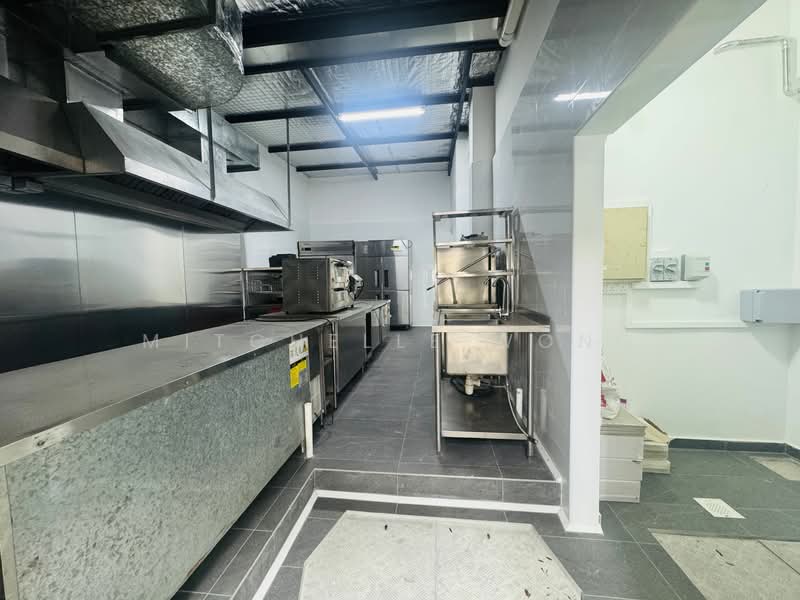 Ground floor single storey private shophouse F&B unit for rent, River Valley Road / Kellock Road / Zion Road, Orchard / River Valley, 1,650 sqft, Food & Beverage For Rent, by Mitchelle Wong, 25432870 - CommercialGuru.com.sg