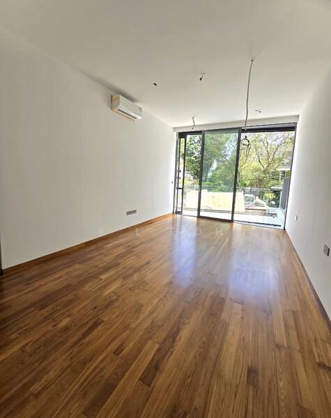 For Sale - ⭐️⭐️LANDED7772@BRAND NEW TERRACE WITH LIFT WALK TO KOVAN MRT, SUITS 3 GENS ☎️ KL 83827772