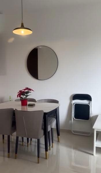 Midwood, 10 Hillview Rise, Dairy Farm / Bukit Panjang / Choa Chu Kang, 2 Bedrooms, 700 sqft, Condominium For Rent, by Cillia Yow, 25433198 - PropertyGuru.com.sg