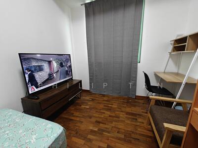 For Rent - The Sunny Spring