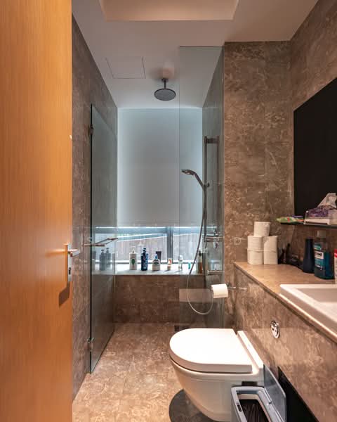 Helios Residences, 17 Cairnhill Circle, 3 Bedrooms, 1,701 sqft, Condominium For Sale, by Juliet Stannard, 25433448 - PropertyGuru.com.sg