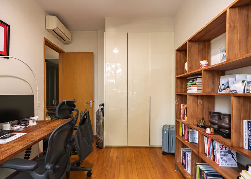 Helios Residences, 17 Cairnhill Circle, 3 Bedrooms, 1,701 sqft, Condominium For Sale, by Juliet Stannard, 25433448 - PropertyGuru.com.sg
