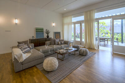 For Rent - King Albert Park GCB