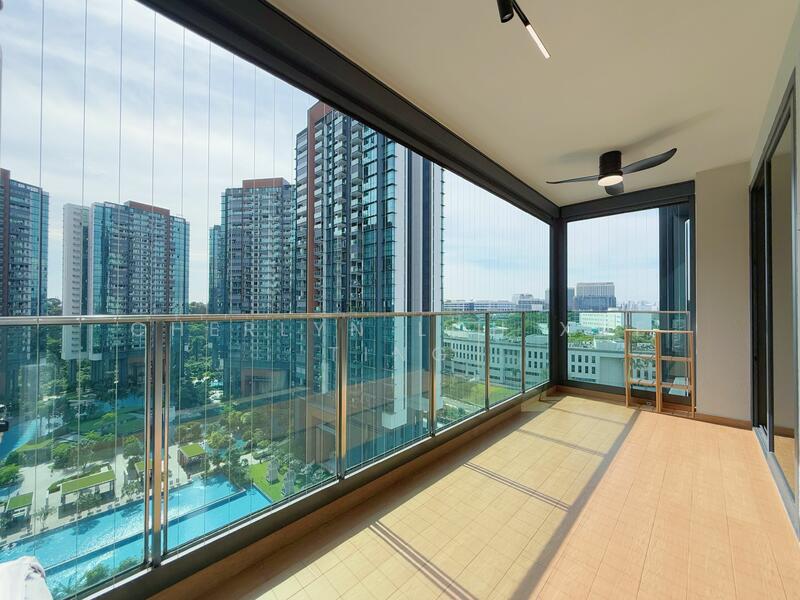 Good balcony space for dining to make way in the unit if wanted to.
