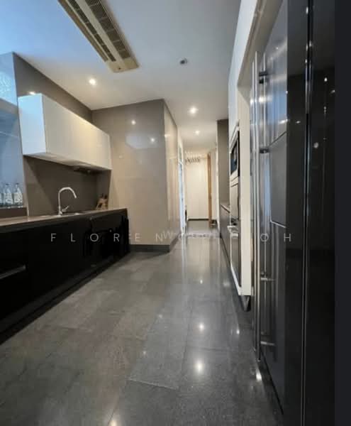 Belle Vue Residences, 15 Oxley Walk, 4 Bedrooms, 2,530 sqft, Condominium For Rent, by Florence Toh, 25435768 - PropertyGuru.com.sg
