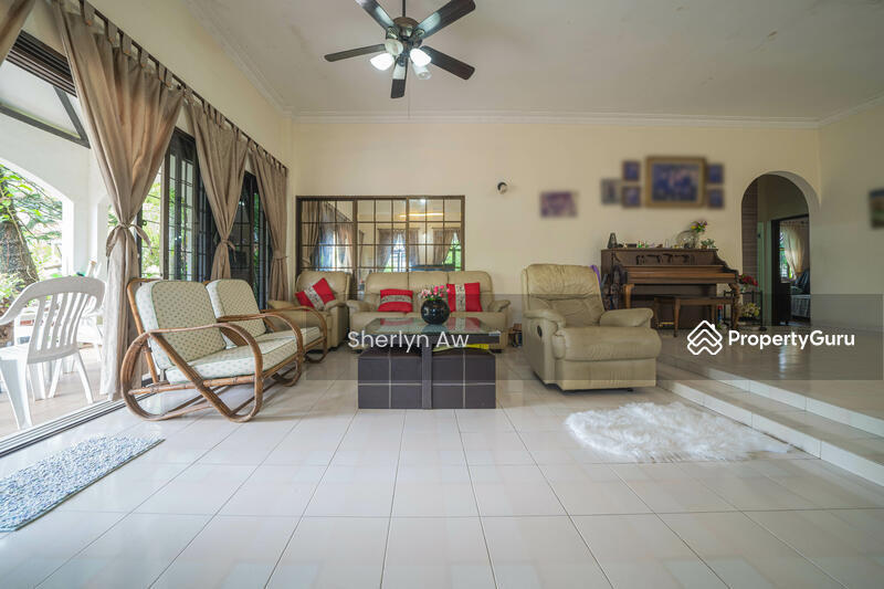 For Sale - Charming Bungalow at Lengkok Mariam
