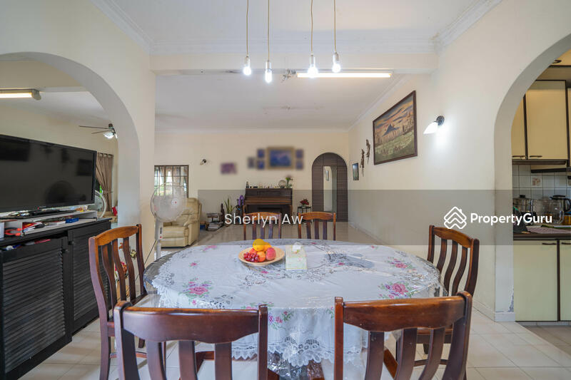 For Sale - Charming Bungalow at Lengkok Mariam