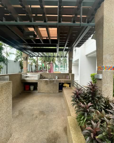 Emery Point, 18 Ipoh Lane, 3 Bedrooms, 1,324 sqft, Condominium For Rent, by Augustine Tan, 25436603 - PropertyGuru.com.sg