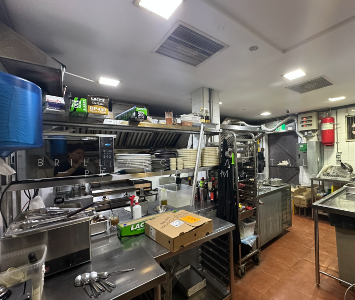Ground Floor Shop House for Sale, , 1,539 sqft, Shop / Shophouse For Sale, by MJ ZHUO, 25437140 - CommercialGuru.com.sg