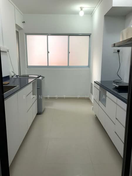 For Rent - 516 Jurong West Street 52