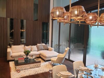 For Rent - Lloyd SixtyFive