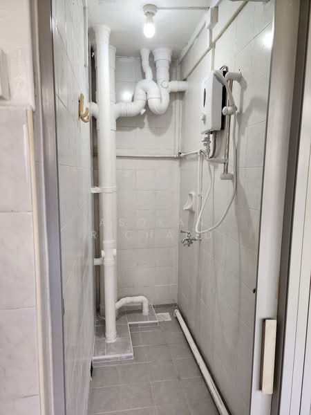 168A Queensway, 168A Queensway, 2 Bedrooms, 998 sqft, HDB Flat For Rent, by Asokan Richard, 25438092 - PropertyGuru.com.sg