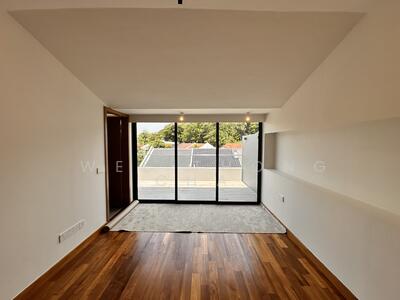 For Sale - ⭐⭐LANDED7772@Brand New Terrace With Basement Attic Near MRT At Opera Estate (D15) 6rm