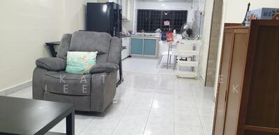 For Rent - 587 Cheng San Court