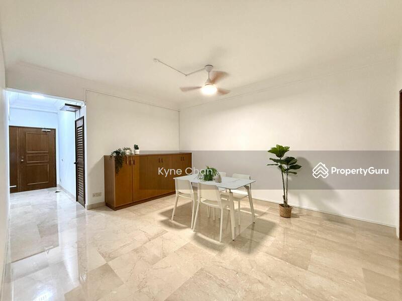 For Rent - Astor Green