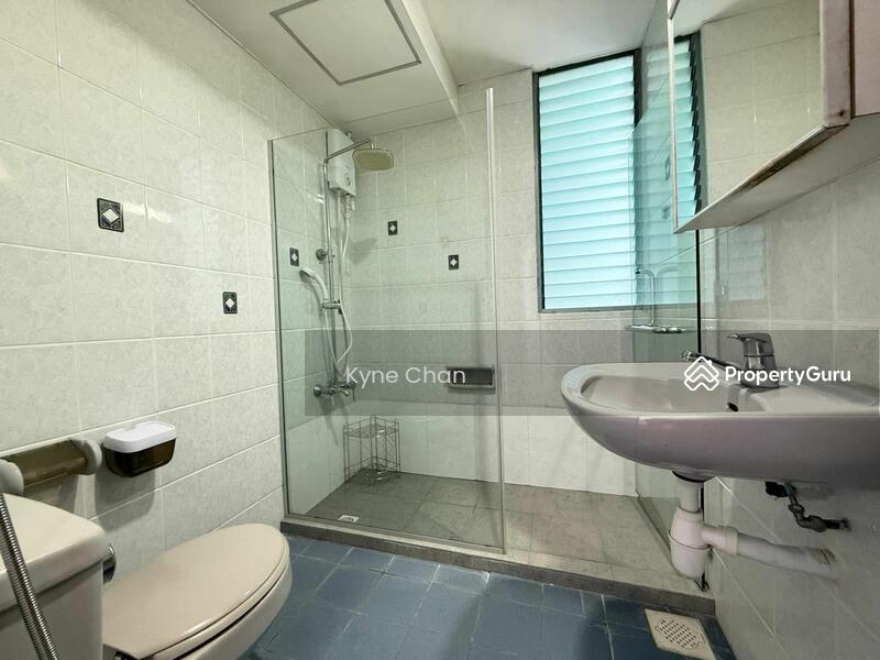 For Rent - Astor Green
