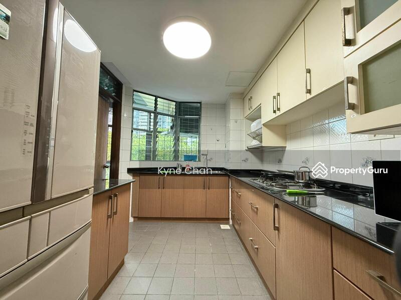 For Rent - Astor Green