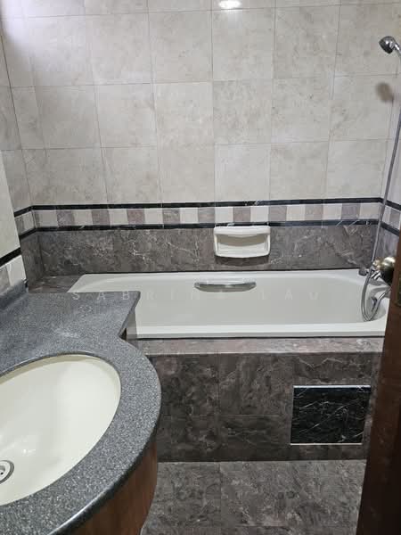 Glendale Park, 21 Hillview Avenue, 2 Bedrooms, 1,033 sqft, Condominium For Rent, by Sabrina Lau, 25439685 - PropertyGuru.com.sg