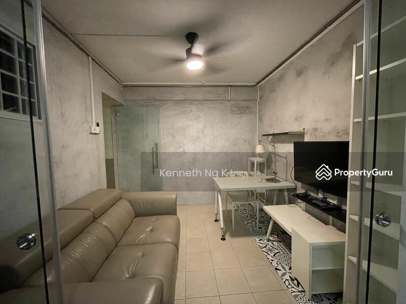 For Rent - 305 Jurong East Street 32