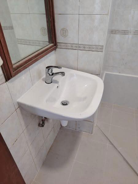 Parc Oasis, 51 Jurong East Avenue 1, Boon Lay / Jurong / Tuas, 2 Bedrooms, 1,076 sqft, Condominium For Rent, by Low Yew Hoa (Yewhua), 25440343 - PropertyGuru.com.sg