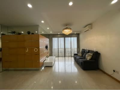 For Sale - Le Crescendo