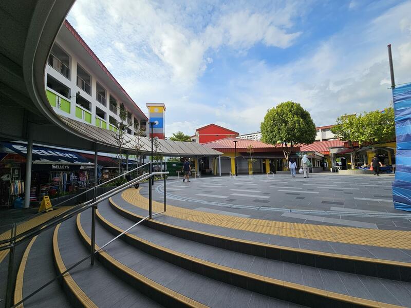 472 TAMPINES STREET 44
